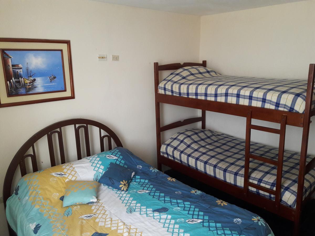 Hostal Haziel Salinas  Eksteriør billede